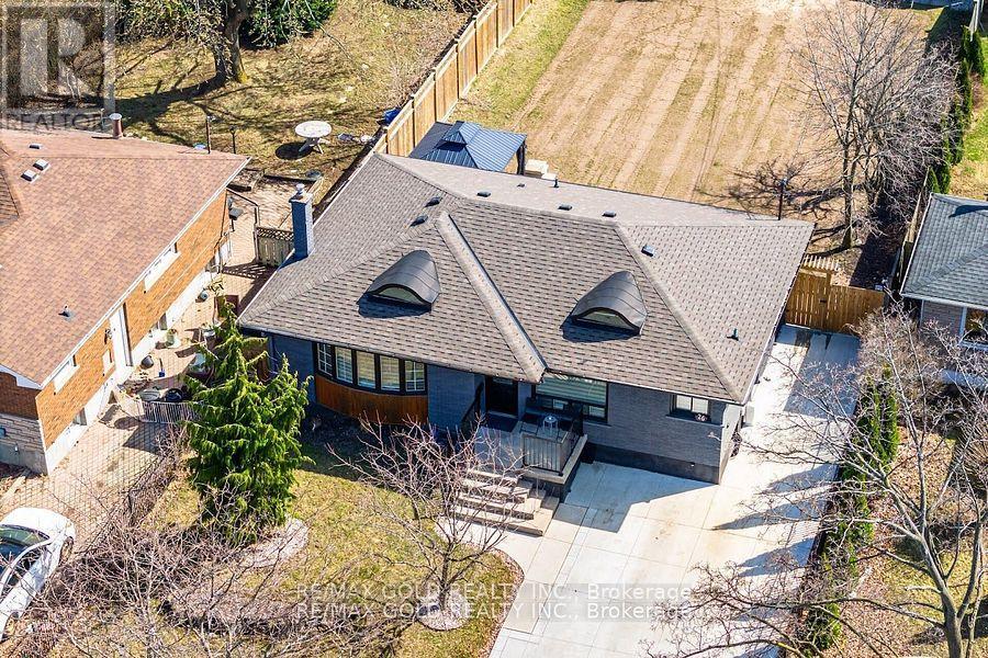 26 HILLGARDEN ROAD, St. Catharines, Ontario