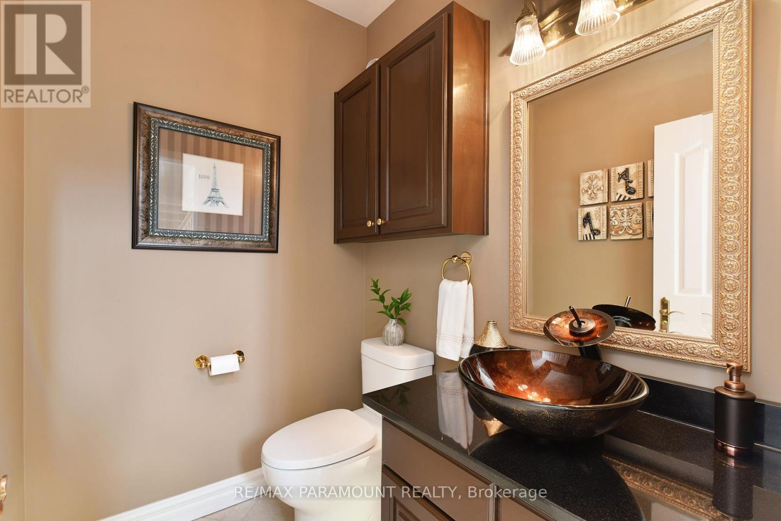 141 Clubview Drive, Amherstburg, Ontario  N9V 3Z2 - Photo 24 - X12146036