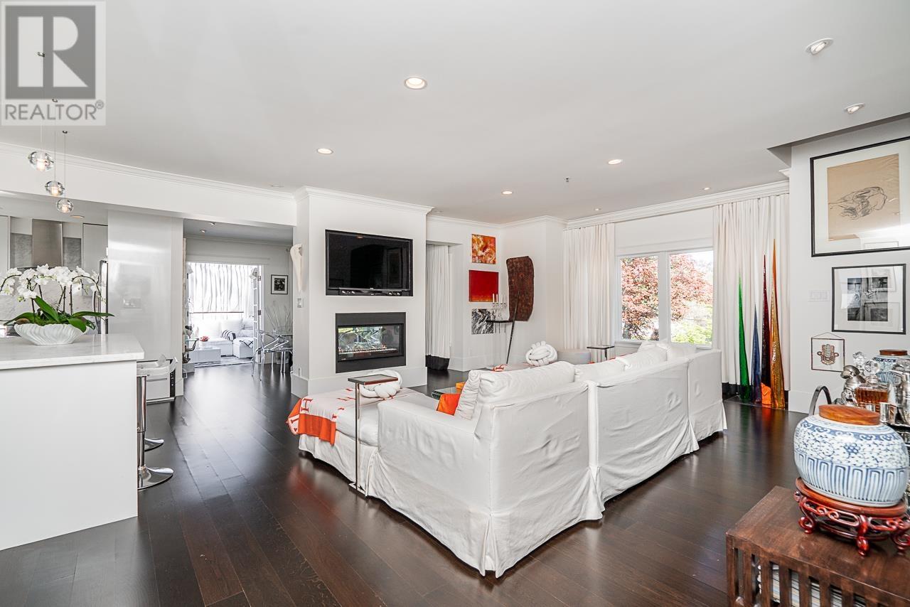 Property at 1638 MATTHEWS AVENUE image 5
