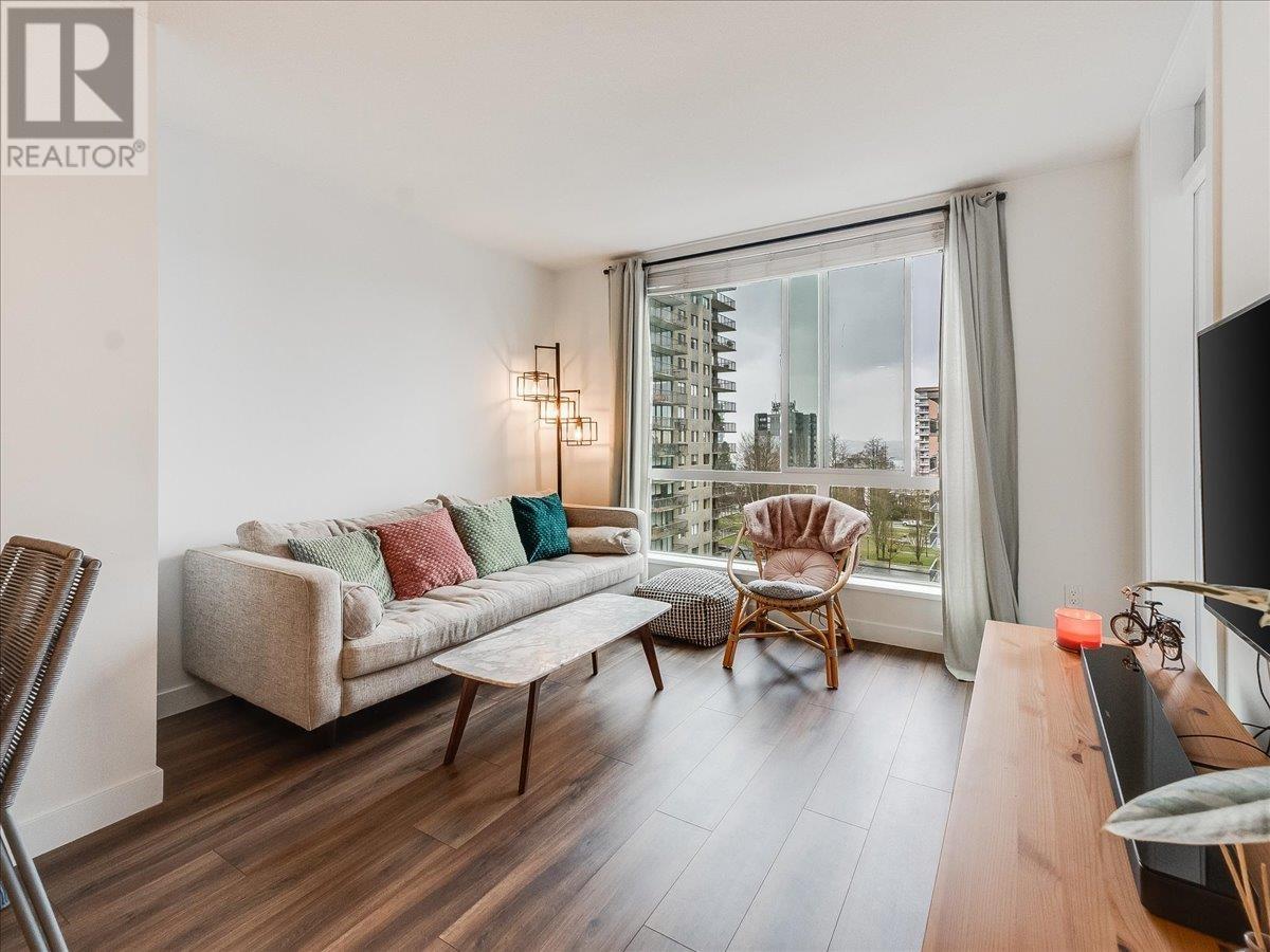 406 108 E 8th Street, North Vancouver, British Columbia  V7L 0H1 - Photo 2 - R3002497