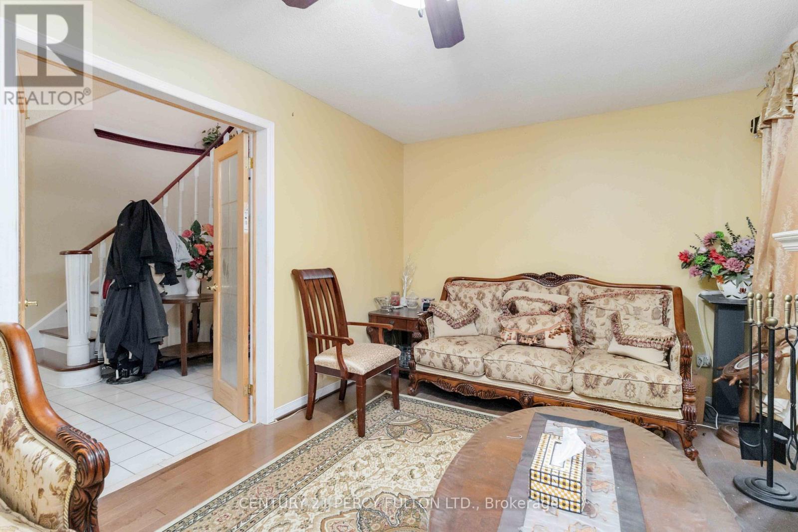 178 Torrance Woods Wood, Brampton, Ontario  L6Y 4K1 - Photo 8 - W12110354
