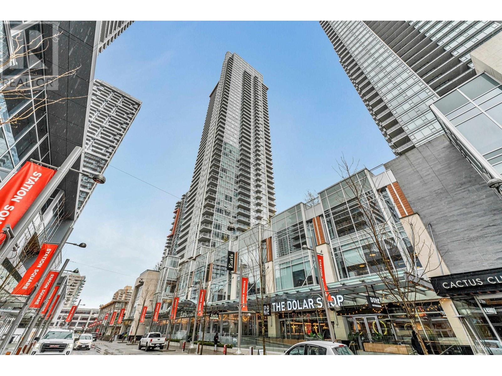 2701 4670 ASSEMBLY WAY, Burnaby, British Columbia