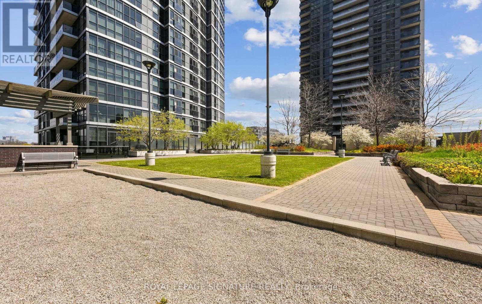 1402 - 9 Valhalla Inn Road, Toronto, Ontario  M9B 0B2 - Photo 41 - W12080949