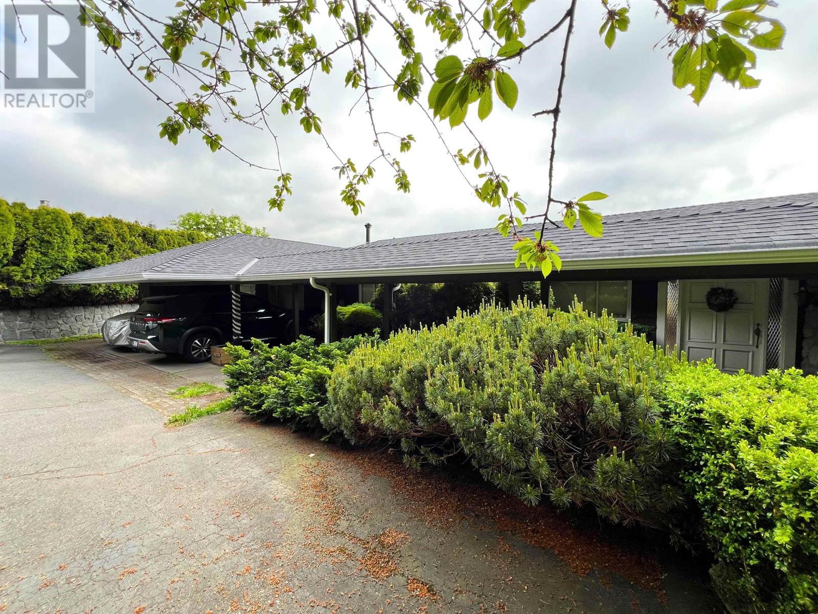 875 Eyremount Drive, West Vancouver, British Columbia  V7S 2B2 - Photo 4 - R2999611