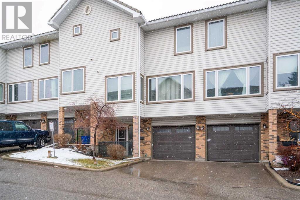 219 Coachway Lane Sw, Calgary, Alberta  T3H 2V9 - Photo 30 - A2213403