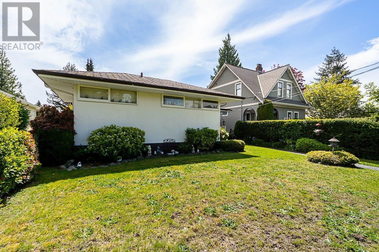 781 E 9th Street, North Vancouver, British Columbia  V7L 2C1 - Photo 4 - R3002210
