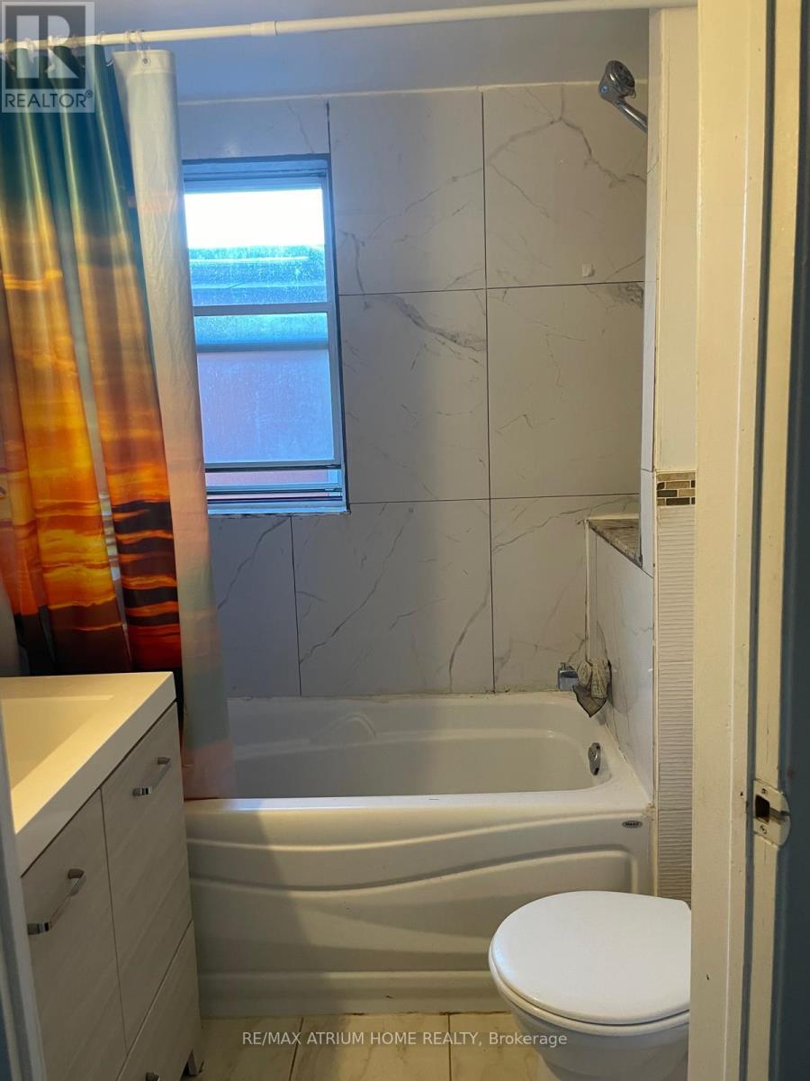 SECOND - 19 LAUGHTON AVENUE, Toronto, Ontario