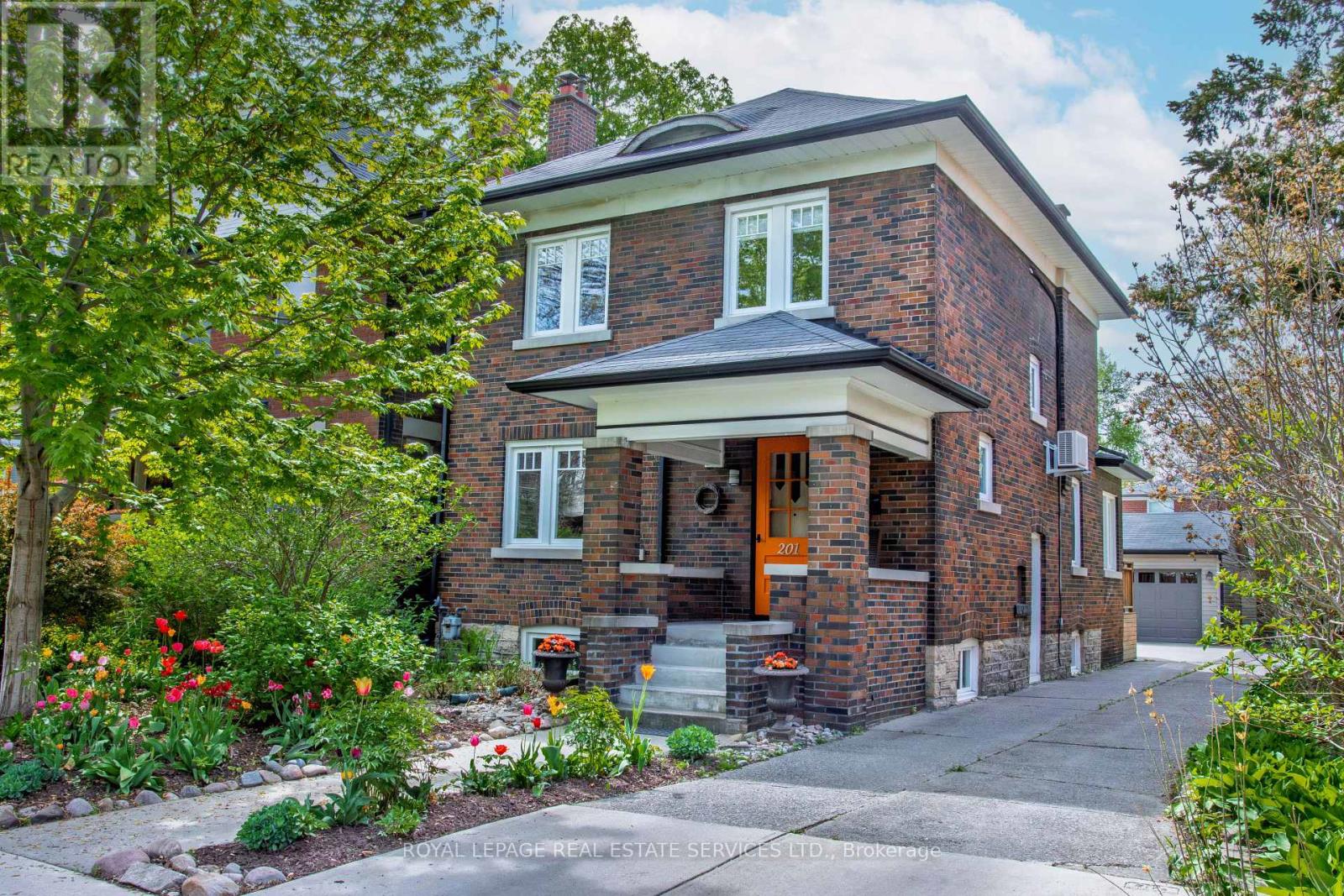 201 ST JOHNS ROAD, Toronto, Ontario