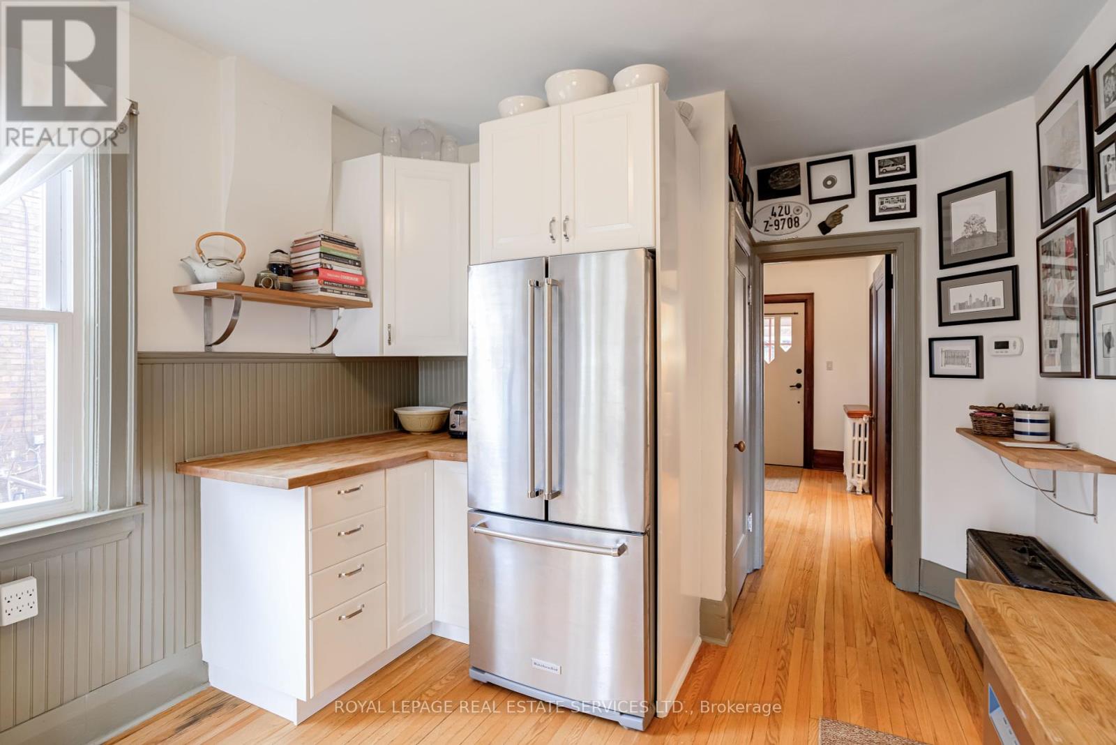201 St Johns Road, Toronto, Ontario  M6P 1V3 - Photo 8 - W12098399