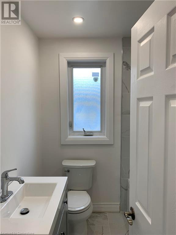 114 Warren Avenue Unit# Upper, Hamilton, Ontario  L9A 3E1 - Photo 9 - 40728456