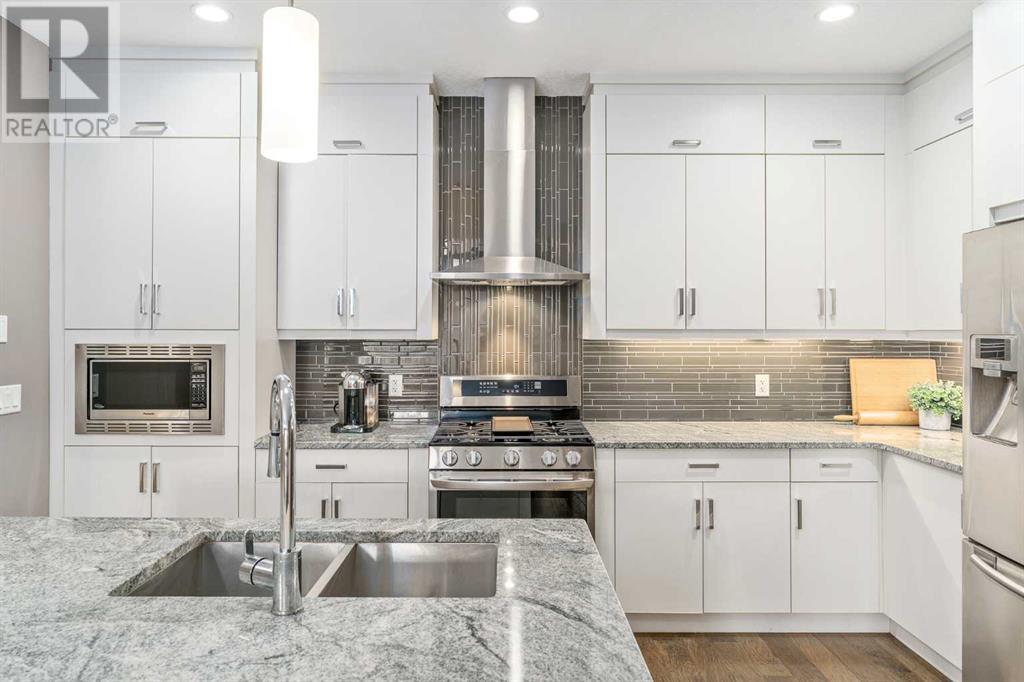 Property at 2, 4726 17 Avenue NW image 4