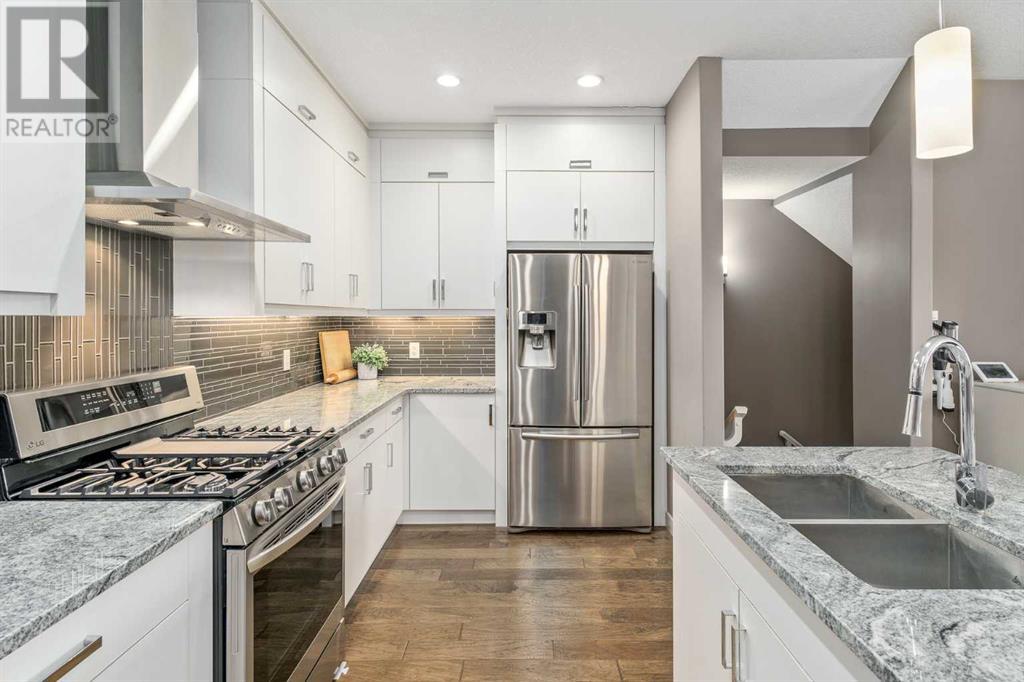 Property at 2, 4726 17 Avenue NW image 5