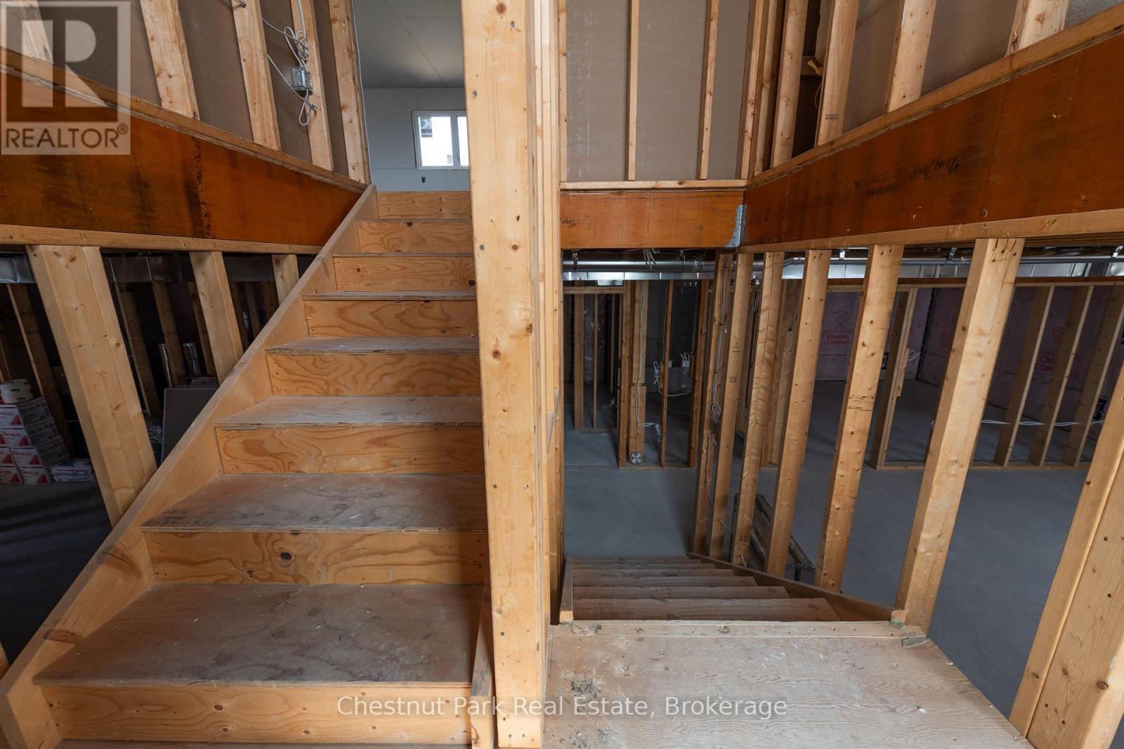452 Surrey Drive, North Bay, Ontario  P1C 1E7 - Photo 38 - X12146122