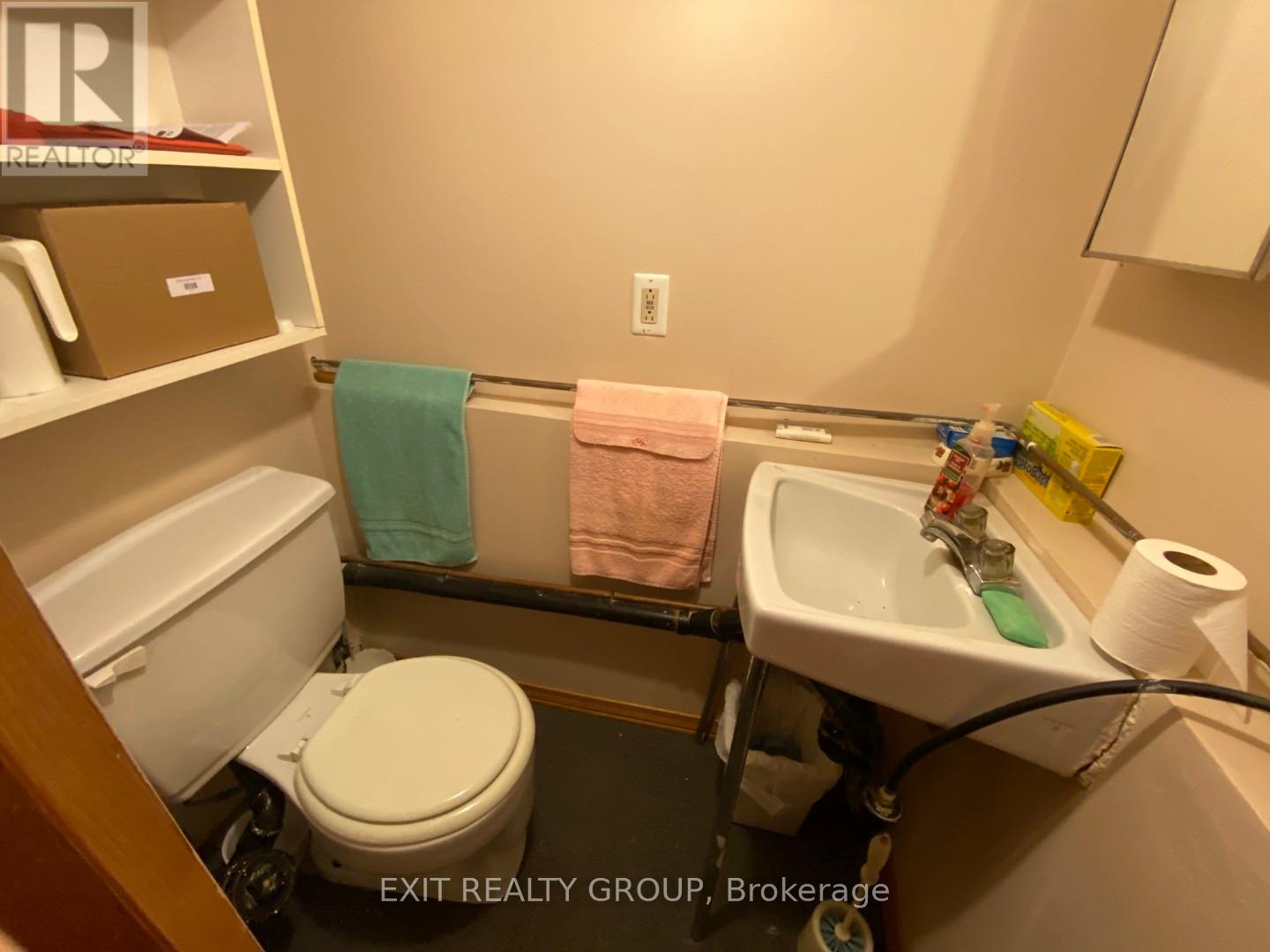 87 Bernard Long Road, Quinte West, Ontario  K8V 5P6 - Photo 41 - X12136223