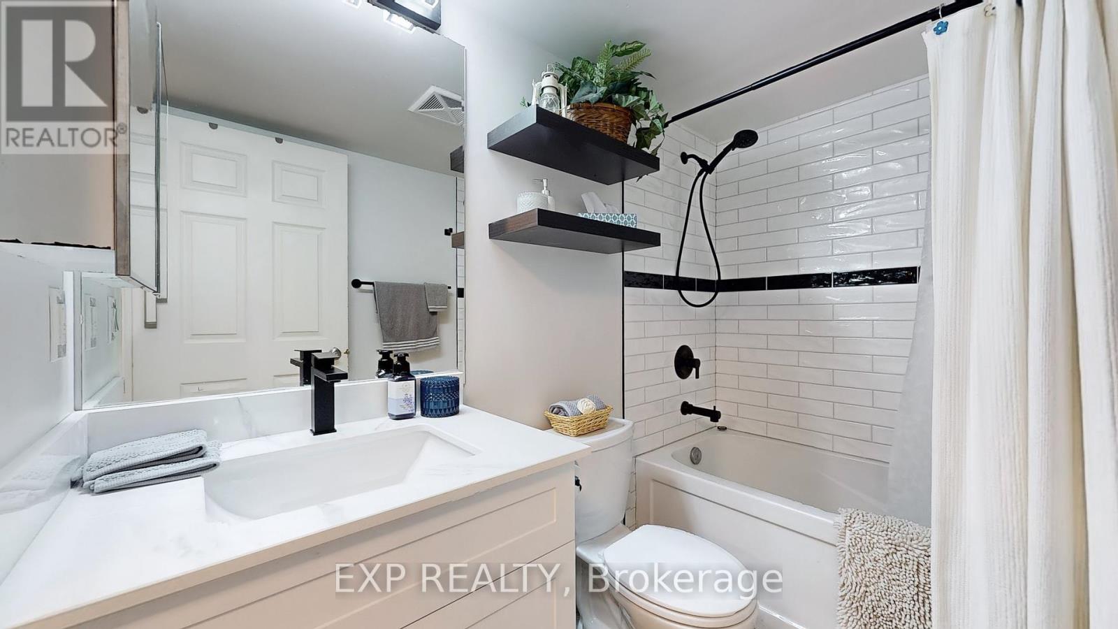 1106 - 25 Lower Simcoe Street, Toronto, Ontario  M5J 3A1 - Photo 17 - C12146091