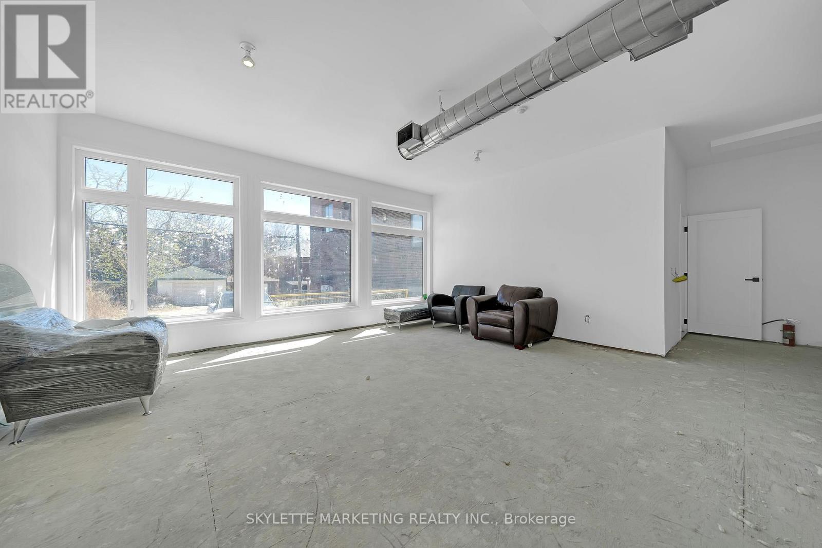 Main - 923 College Street, Toronto, Ontario  M6H 1A1 - Photo 19 - C12146106
