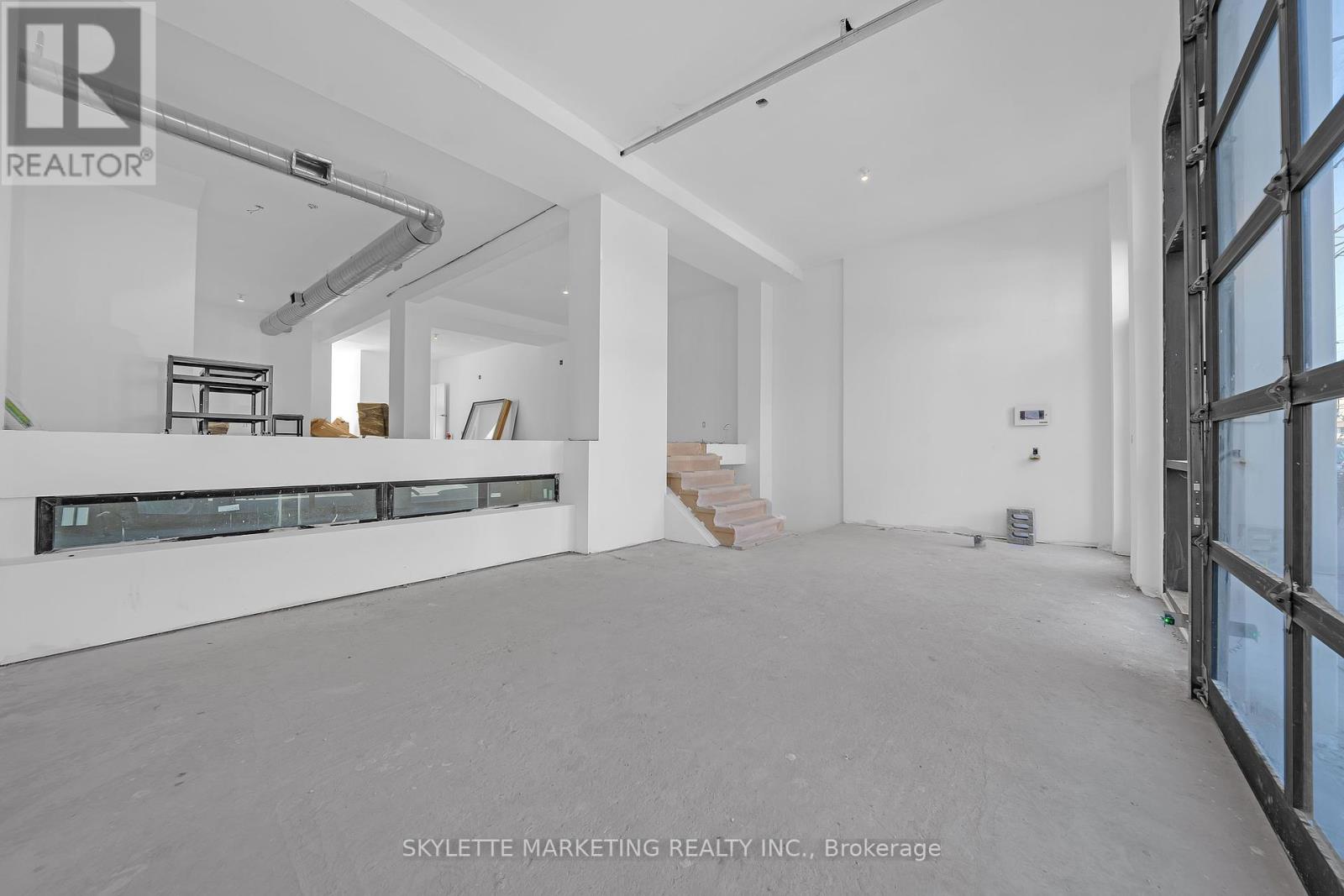 Main - 923 College Street, Toronto, Ontario  M6H 1A1 - Photo 9 - C12146106