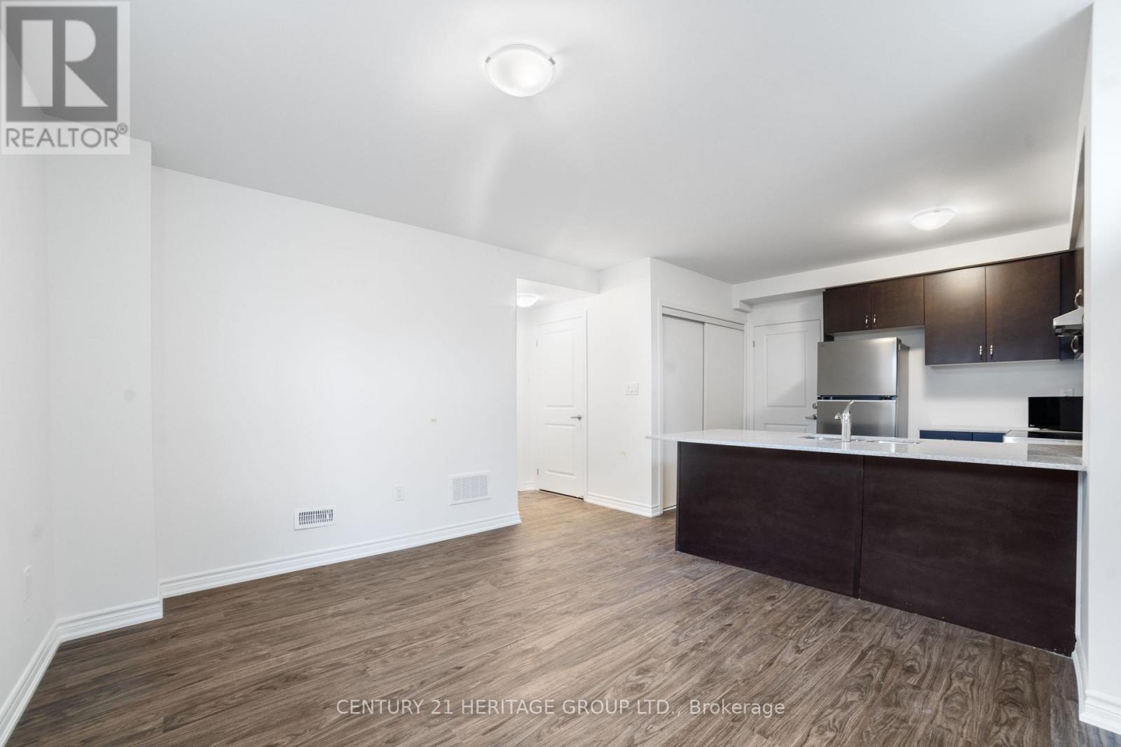 169 Greer Street, Barrie, Ontario  L9S 2Z5 - Photo 14 - S12146103