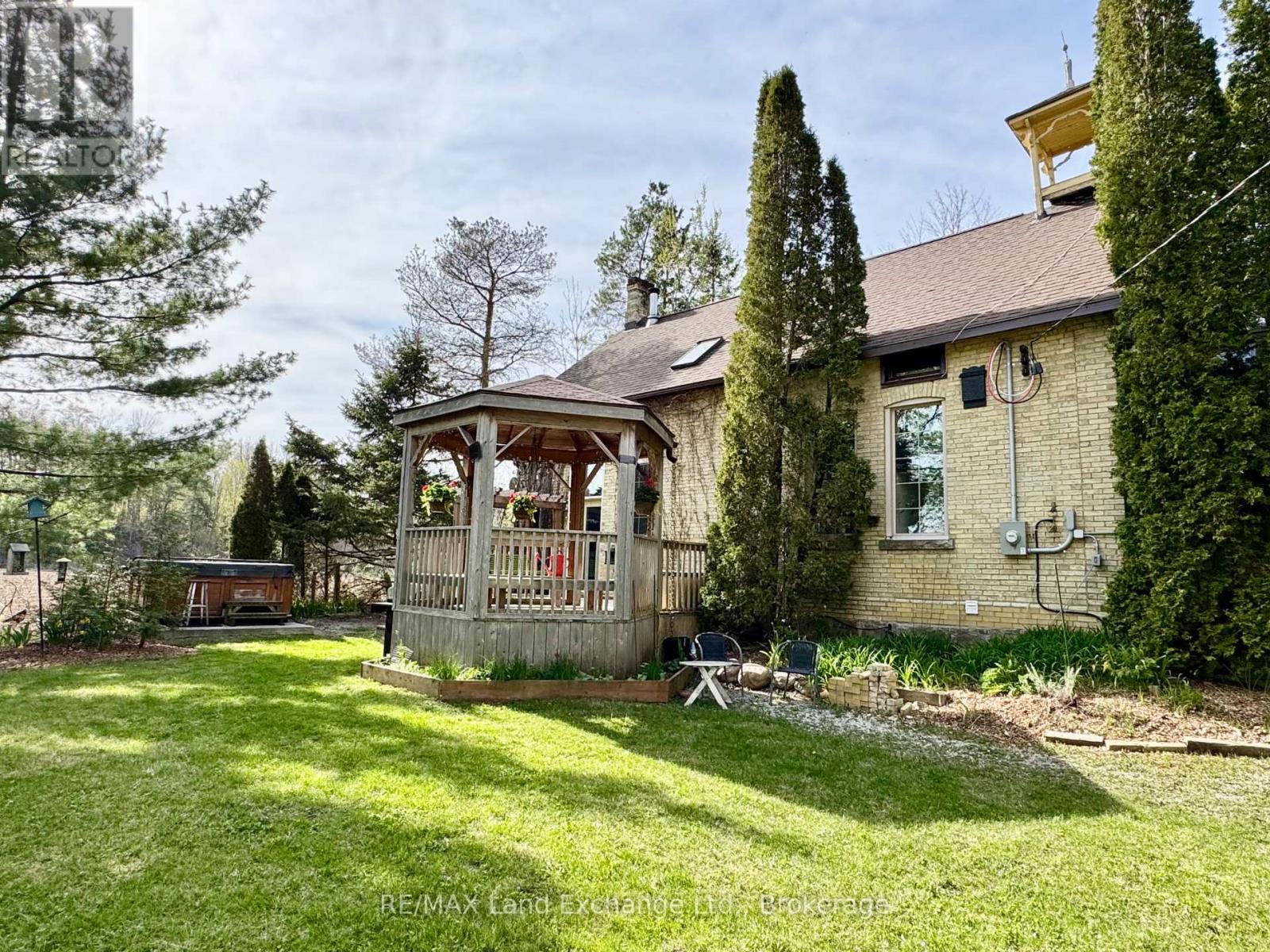 4253 Bruce Road 3 Road, Saugeen Shores, Ontario  N0G 2N0 - Photo 37 - X12037248