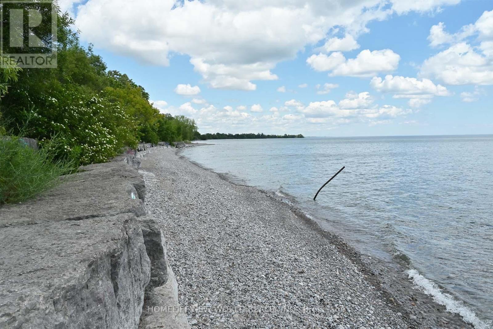 58 Lake Driveway E, Ajax, Ontario  L1S 1B1 - Photo 5 - E11943080