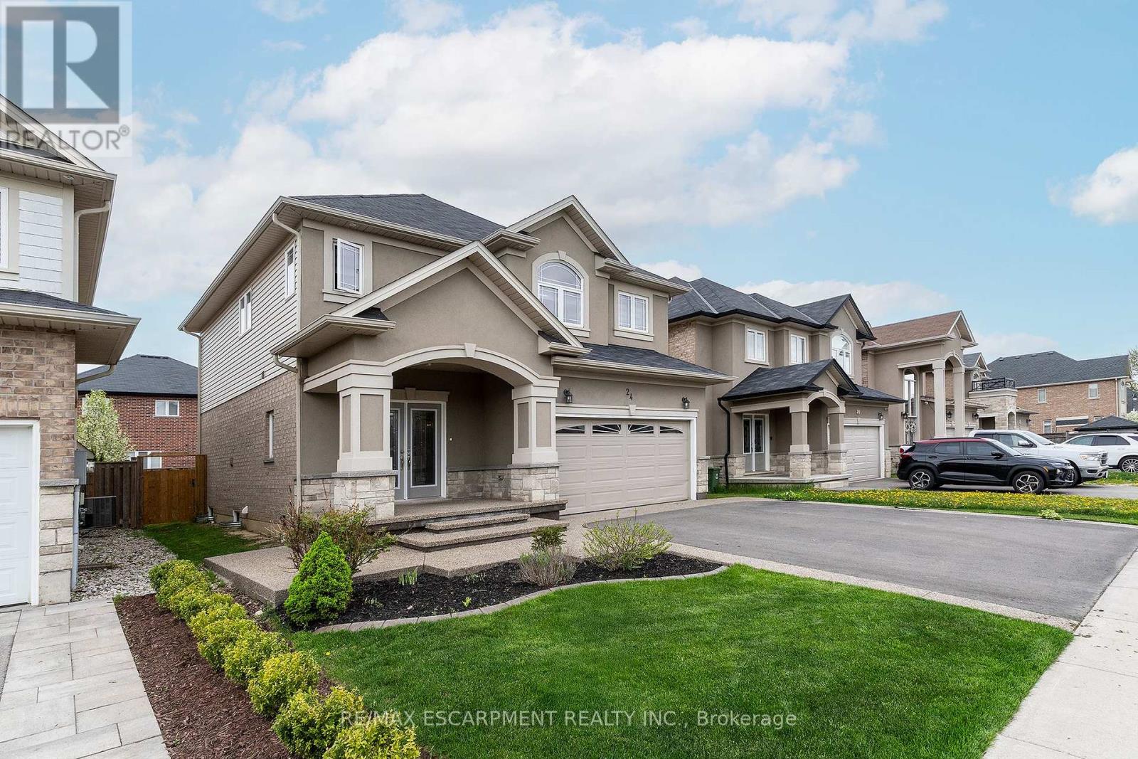 24 Dunvegan Place, Hamilton, Ontario  L9B 0H5 - Photo 28 - X12146128
