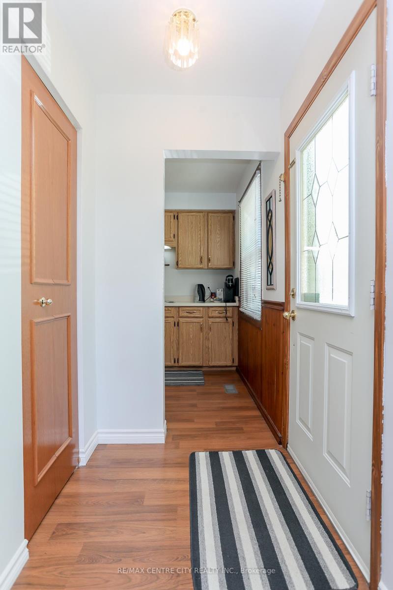 44 Sparta Street, St. Thomas, Ontario  N5R 5G9 - Photo 20 - X12146150