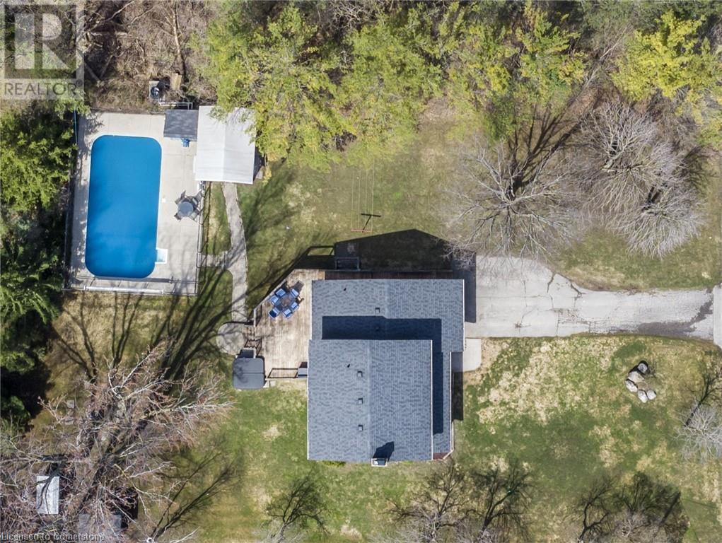 Property at 68 HILLVIEW Drive image 5