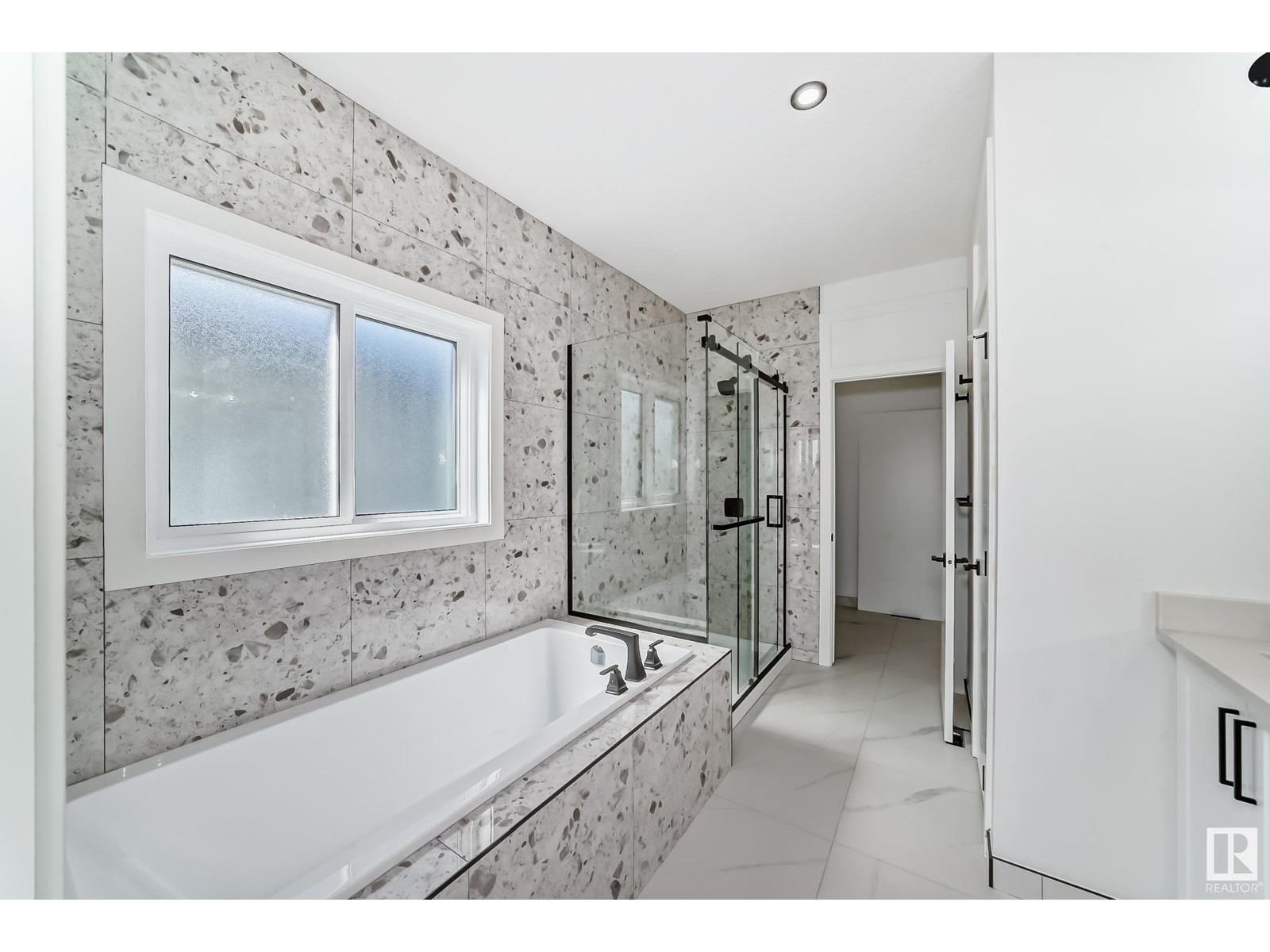 7222 Kiviaq Li Sw, Edmonton, Alberta  T6W 5R3 - Photo 36 - E4436246