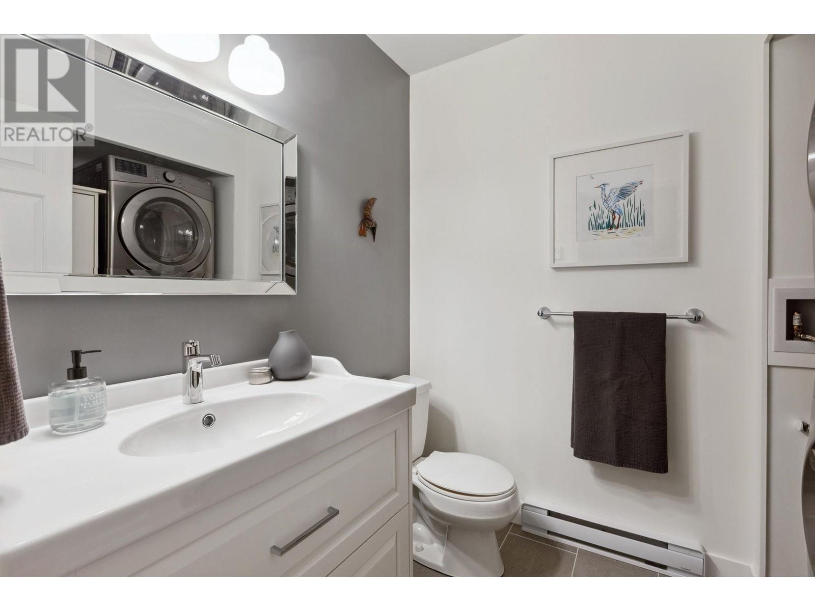 203 3600 Windcrest Drive, North Vancouver, British Columbia  V7G 2S5 - Photo 19 - R3002556