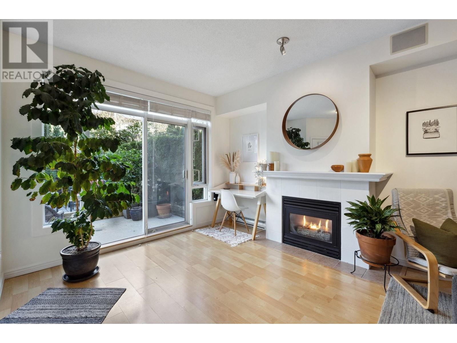 3600 Windcrest Drive, North Vancouver, British Columbia  V7G 2S5 - Photo 2 - R3002556