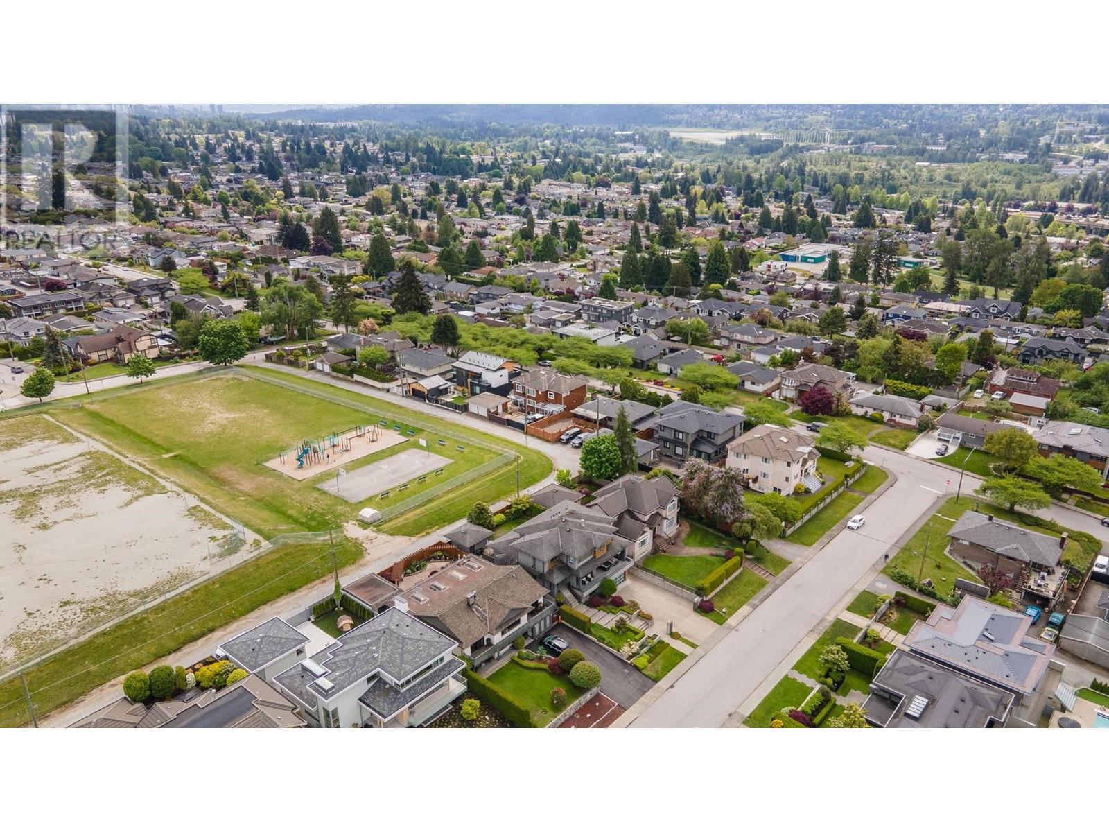 5865 Charles Street, Burnaby, British Columbia  V5B 2G6 - Photo 8 - R3002553