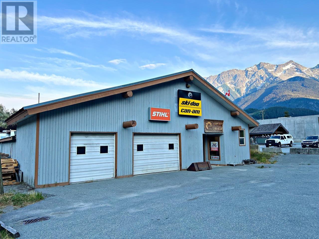7446 PROSPECT STREET, pemberton, British Columbia