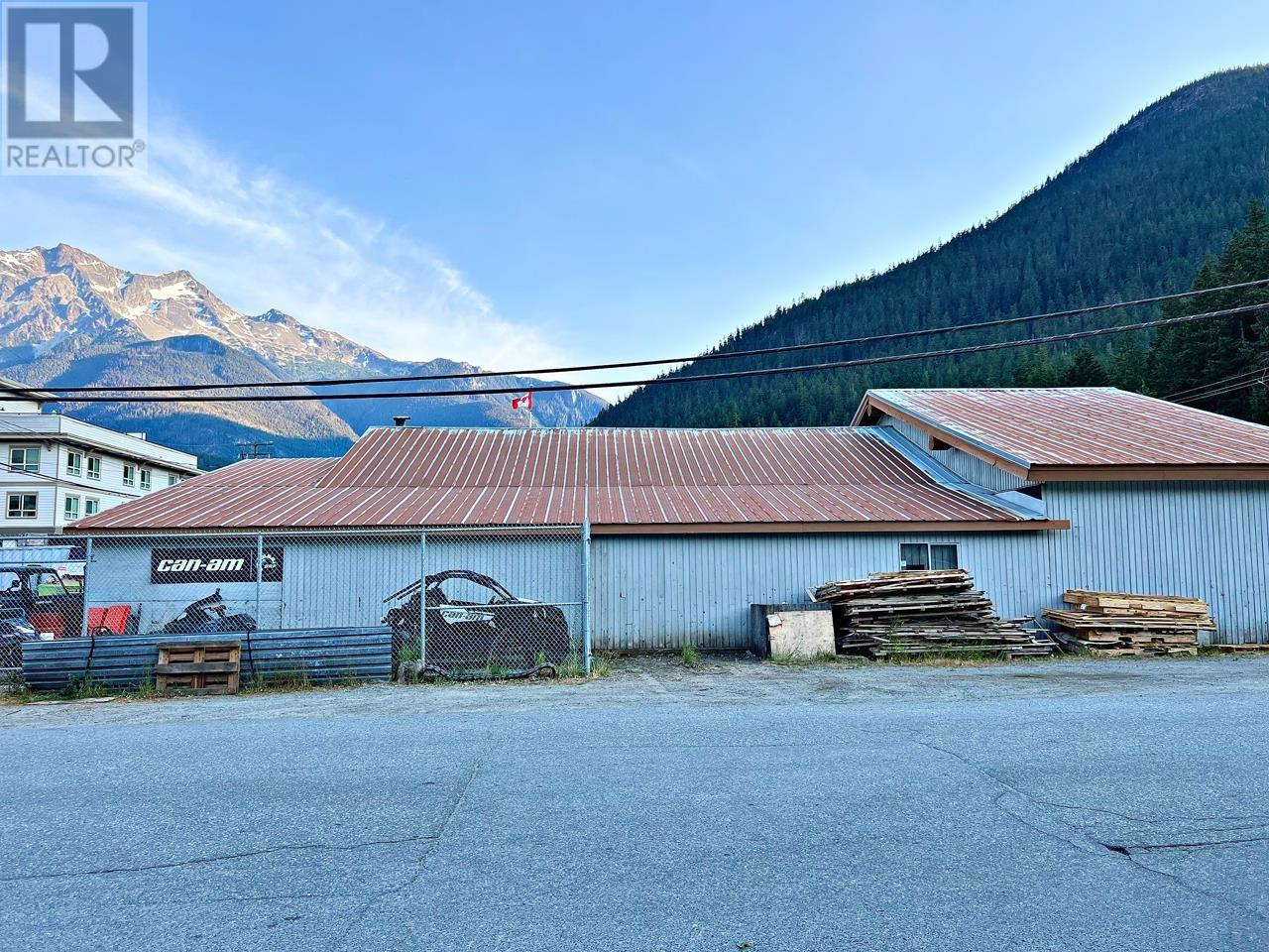 7446 Prospect Street, Pemberton, British Columbia  V0N 2L2 - Photo 5 - C8069184