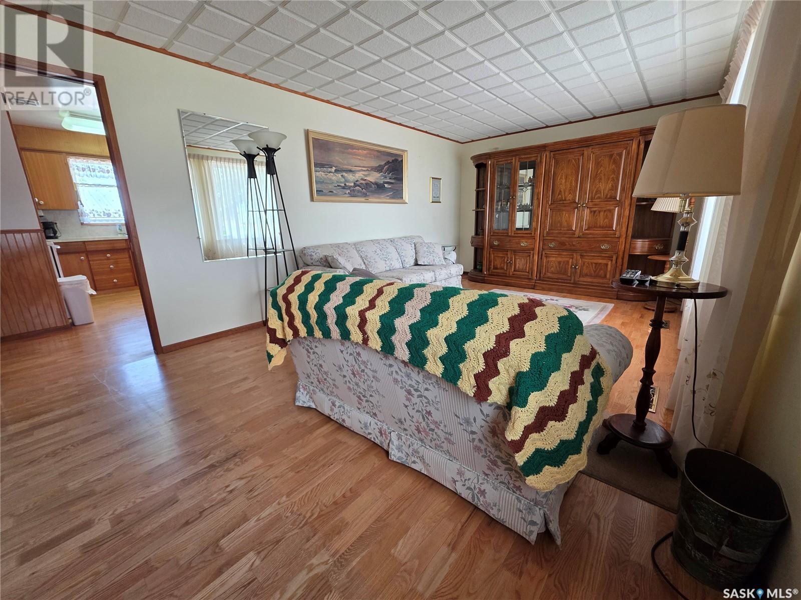 302 Herbert Avenue, Herbert, Saskatchewan  S0H 2A0 - Photo 7 - SK000028