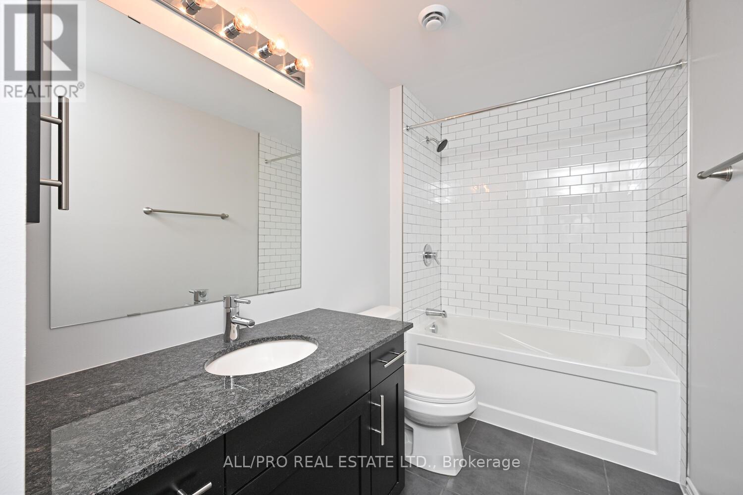 216 Pembina Drive, Ottawa, Ontario  K4M 0G7 - Photo 12 - X12146148