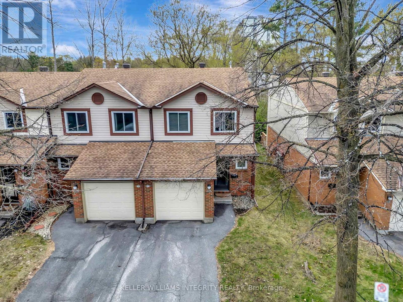 C - 6 Offenbach Lane, Ottawa, Ontario  K2G 4Z5 - Photo 4 - X12146153