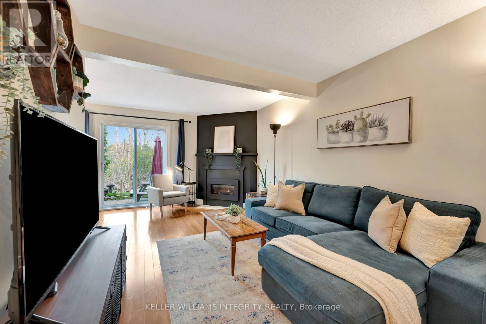 C - 6 Offenbach Lane, Ottawa, Ontario  K2G 4Z5 - Photo 8 - X12146153