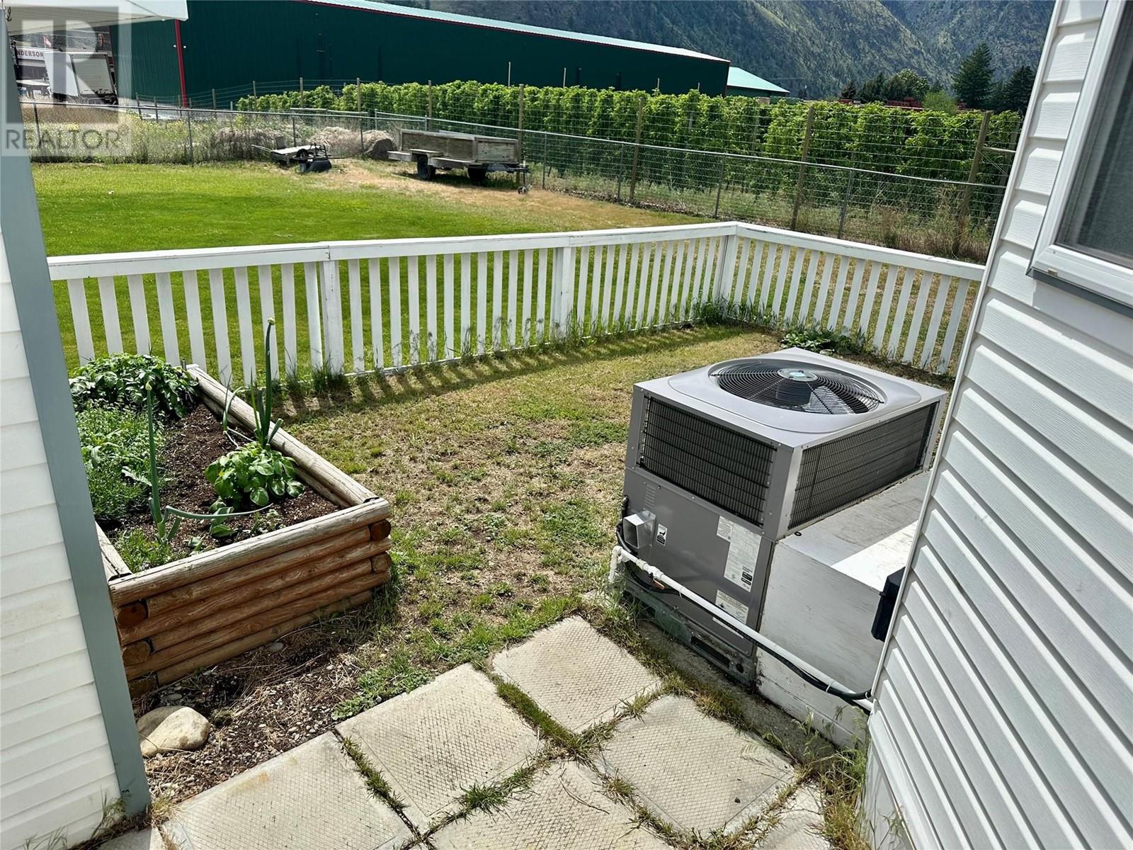 622 KEREMEOS BYPASS Road Unit# 12, Keremeos, BC V0X1N1