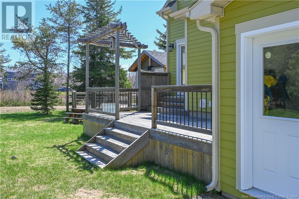 21 Rue Gauvin Street, Caraquet, New Brunswick  E1W 1A3 - Photo 5 - NB116778