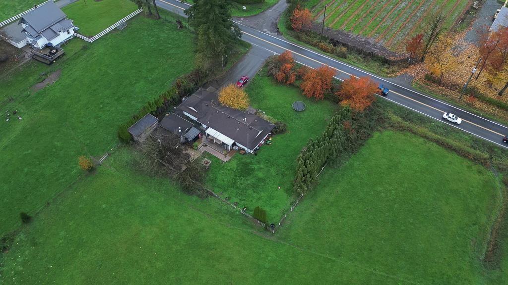28712 58 Avenue, Abbotsford, British Columbia  V4X 2P6 - Photo 2 - R2989753