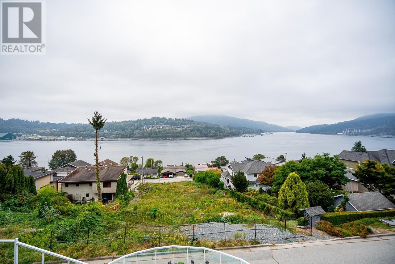 46 Axford Bay, Port Moody, British Columbia  V3H 3R2 - Photo 32 - R2984668