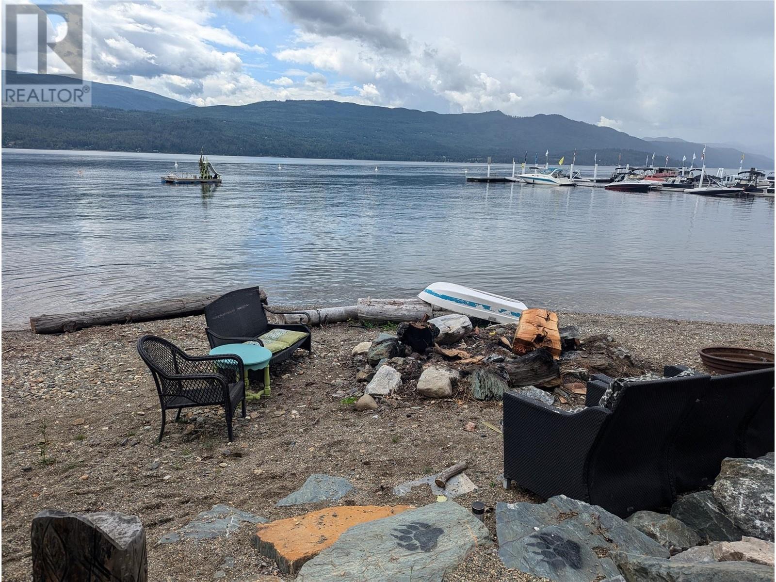 7780 Bentley Road, Anglemont, British Columbia  V0E 1M8 - Photo 53 - 10339346