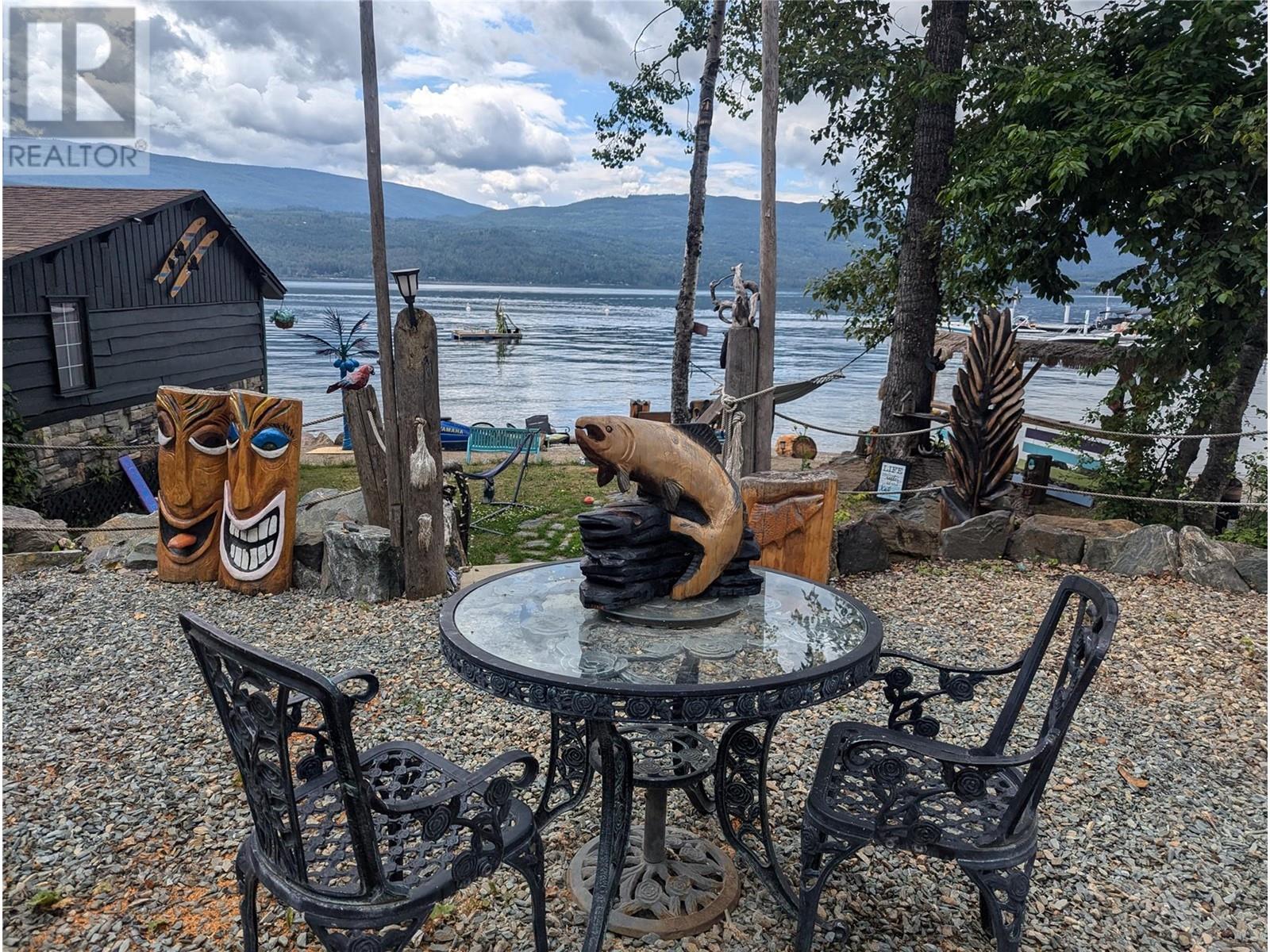 7780 Bentley Road, Anglemont, British Columbia  V0E 1M8 - Photo 46 - 10339346