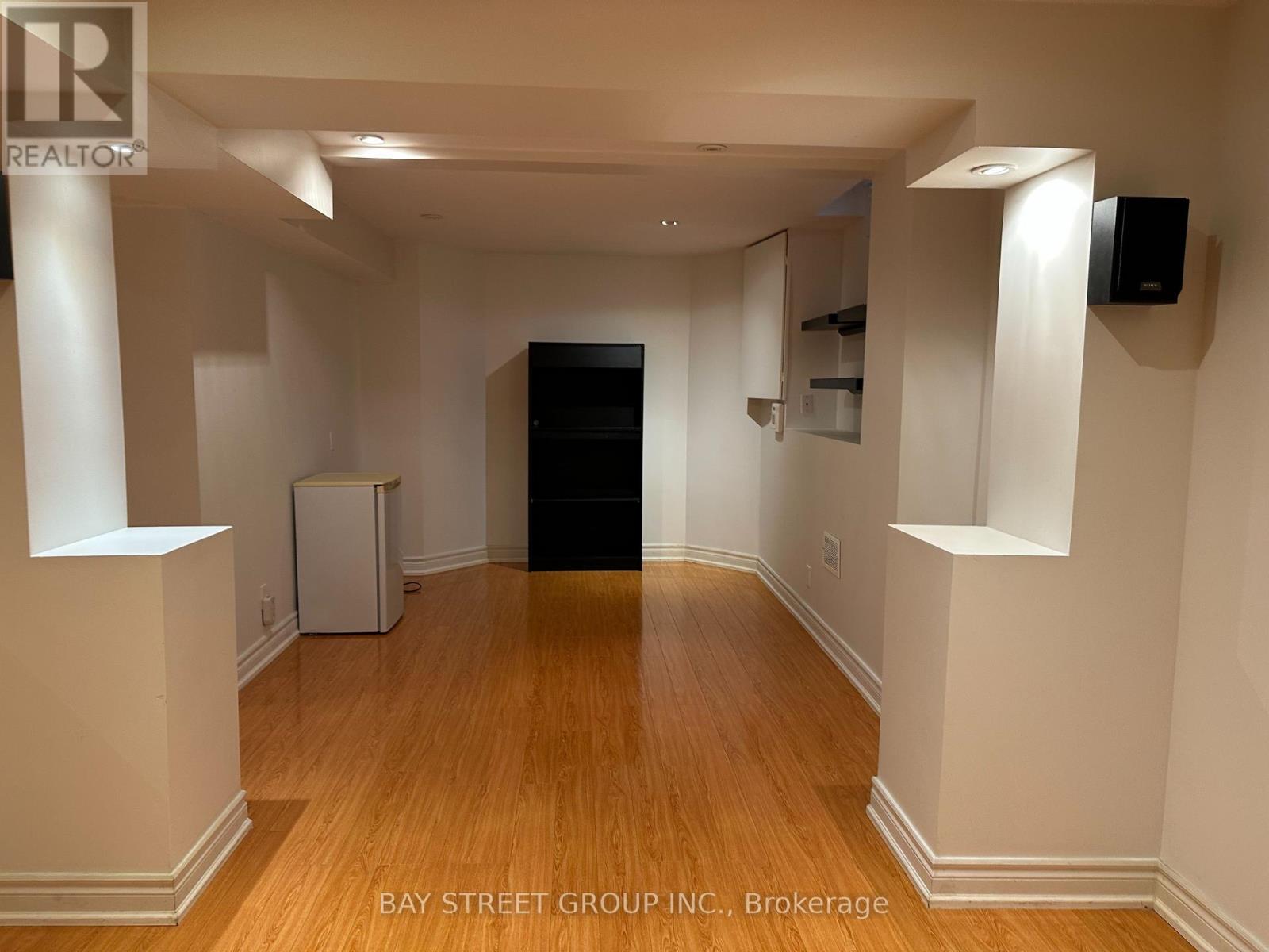 1341 Old English Lane, Oakville, Ontario  L6M 2P9 - Photo 35 - W12143294