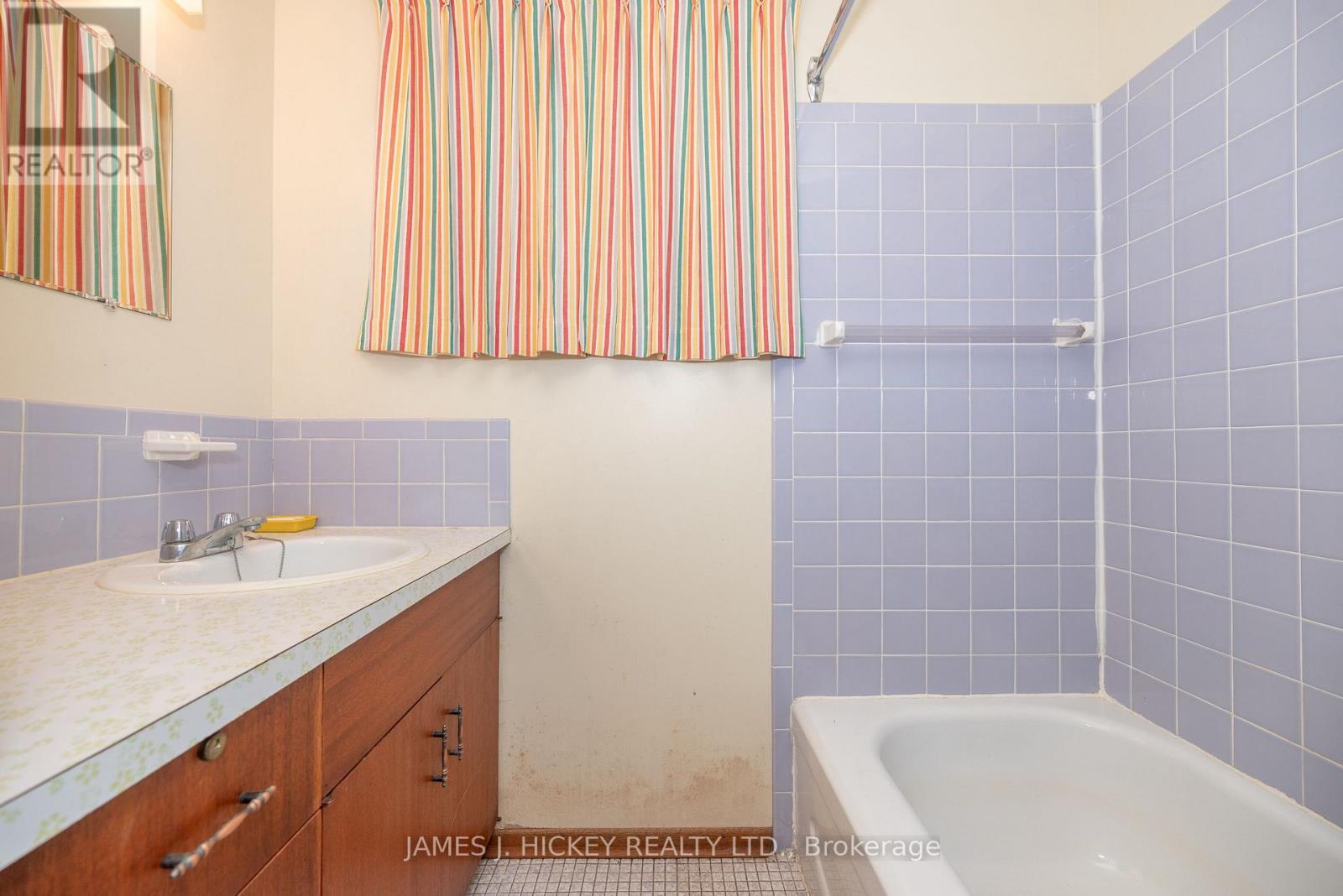 5 Hammond Court, Deep River, Ontario  K0J 1P0 - Photo 25 - X12146168