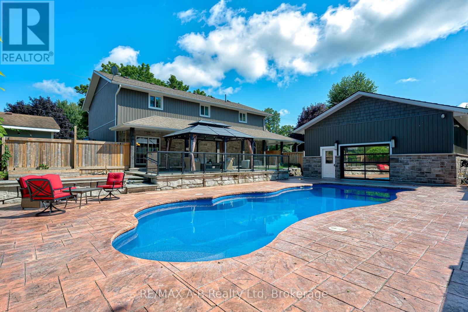 197 Trafalgar Street N, West Perth, Ontario  N0K 1N0 - Photo 40 - X12146166