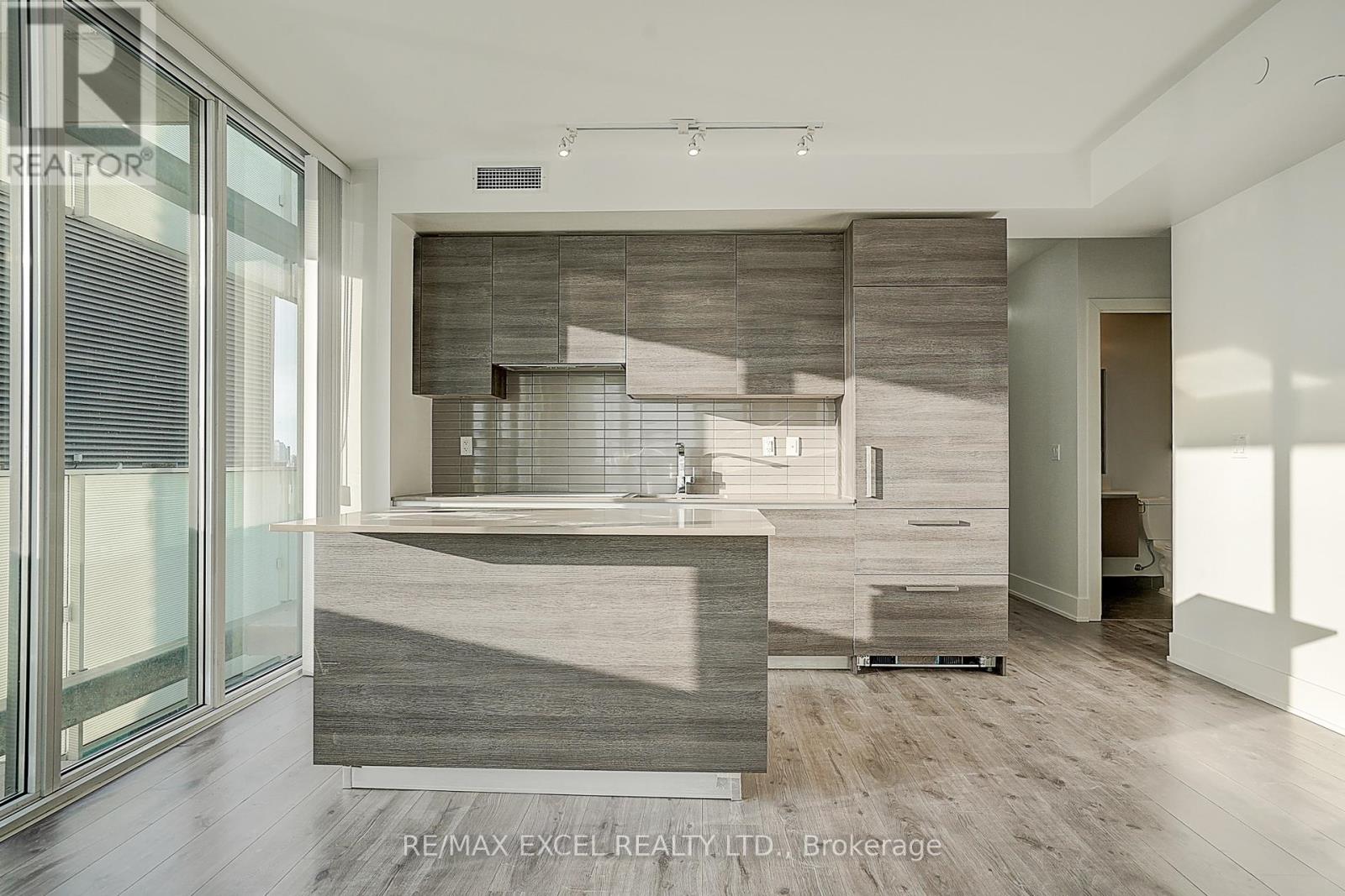 2201 - 200 Bloor Street W, Toronto, Ontario  M5S 1T8 - Photo 21 - C12146180