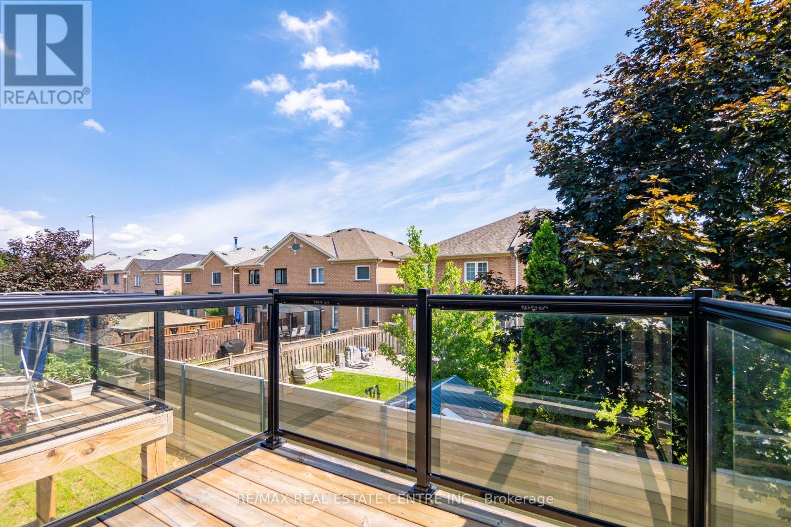 53 Benoit Street, Vaughan (Vellore Village), Ontario  L4H 4R3 - Photo 17 - N12146156