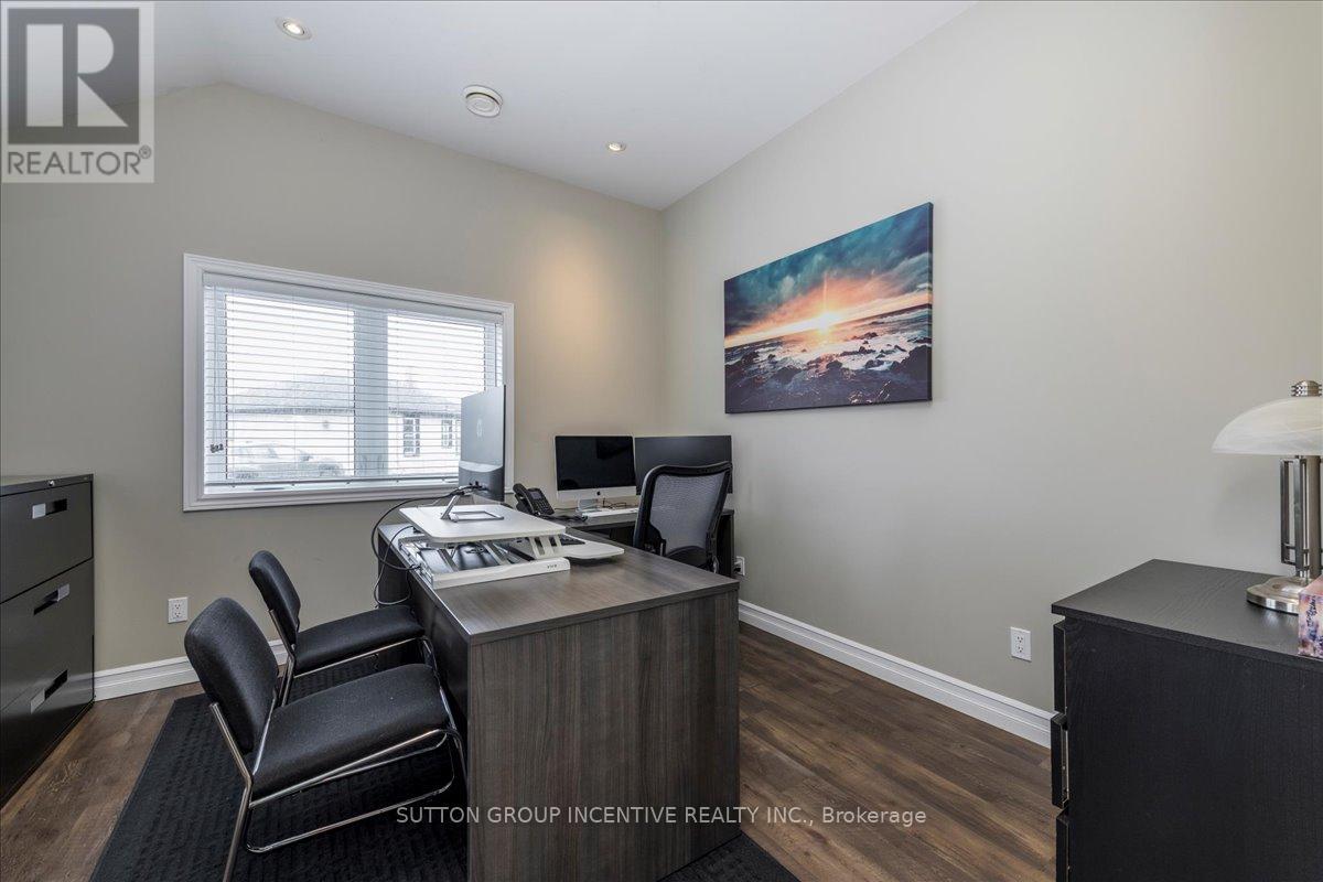 381-387 Mapleview Drive W, Barrie (Holly), Ontario  L4N 9G4 - Photo 14 - S12146182