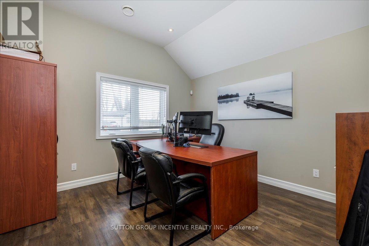 381-387 Mapleview Drive W, Barrie (Holly), Ontario  L4N 9G4 - Photo 15 - S12146182